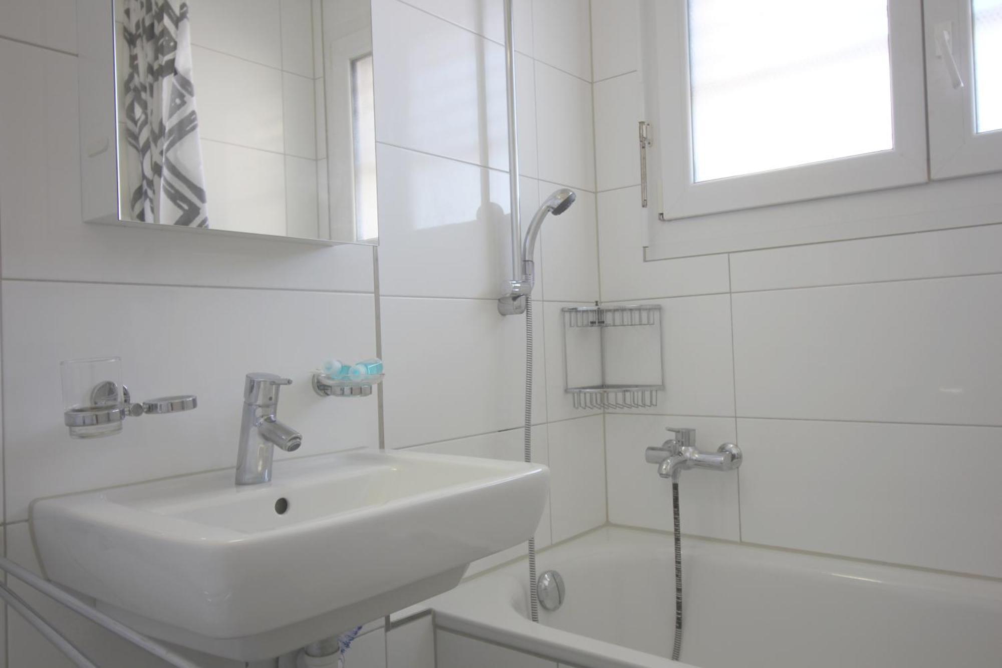 Swiss Star District 11 - Self Check-In Apartment ซูริก ภายนอก รูปภาพ